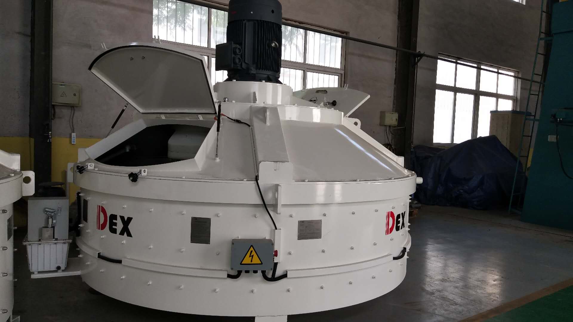 電桿攪拌機(jī)